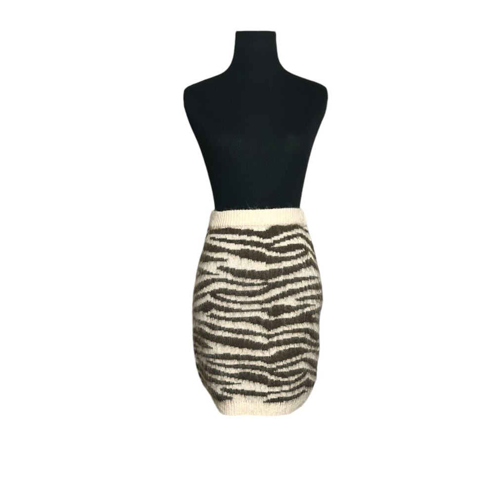 Fashion Nova cream brown animal print knit pull on mini skirt size small